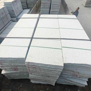 营口芝麻白毛板，石材毛板