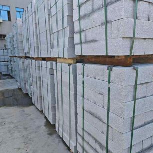 营口芝麻白路牙石，路侧石