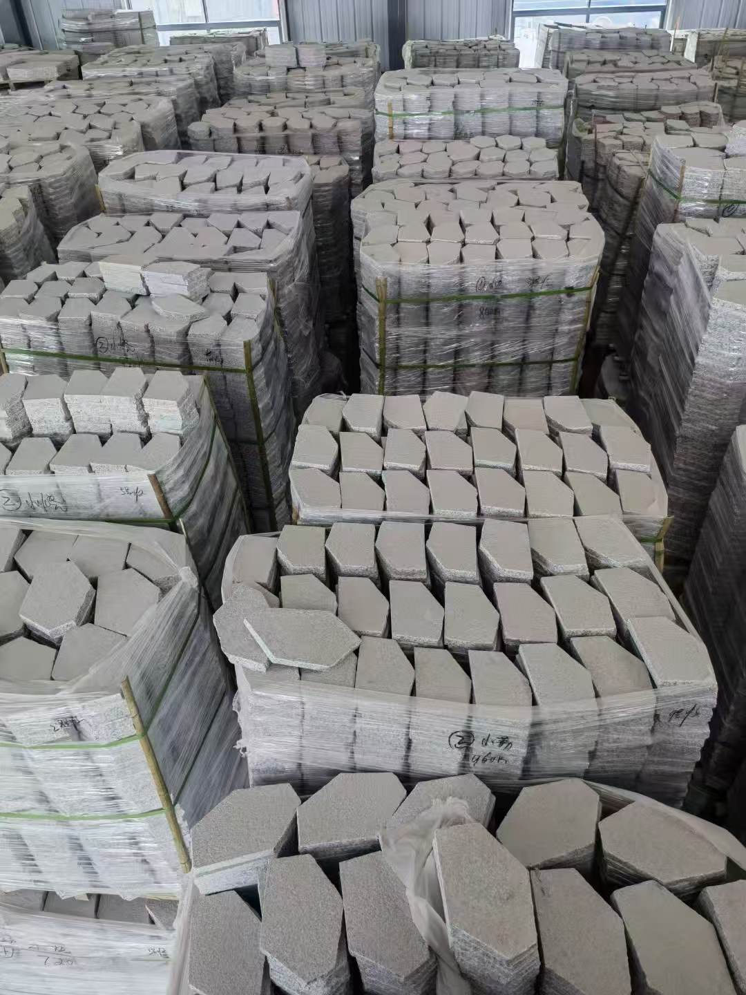 营口芝麻白石材冰裂纹，碎拼。