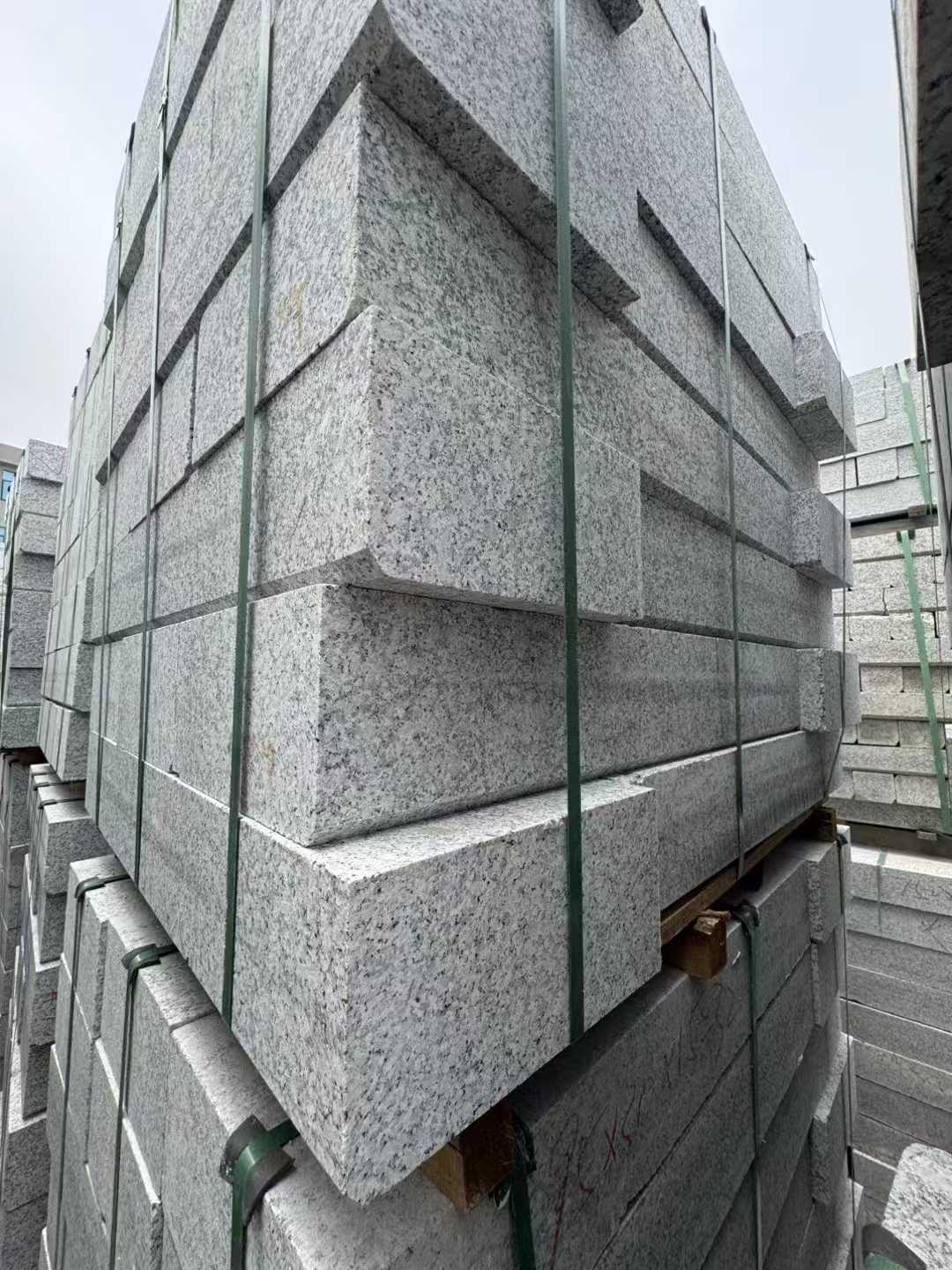 营口芝麻白路牙石 马路牙子