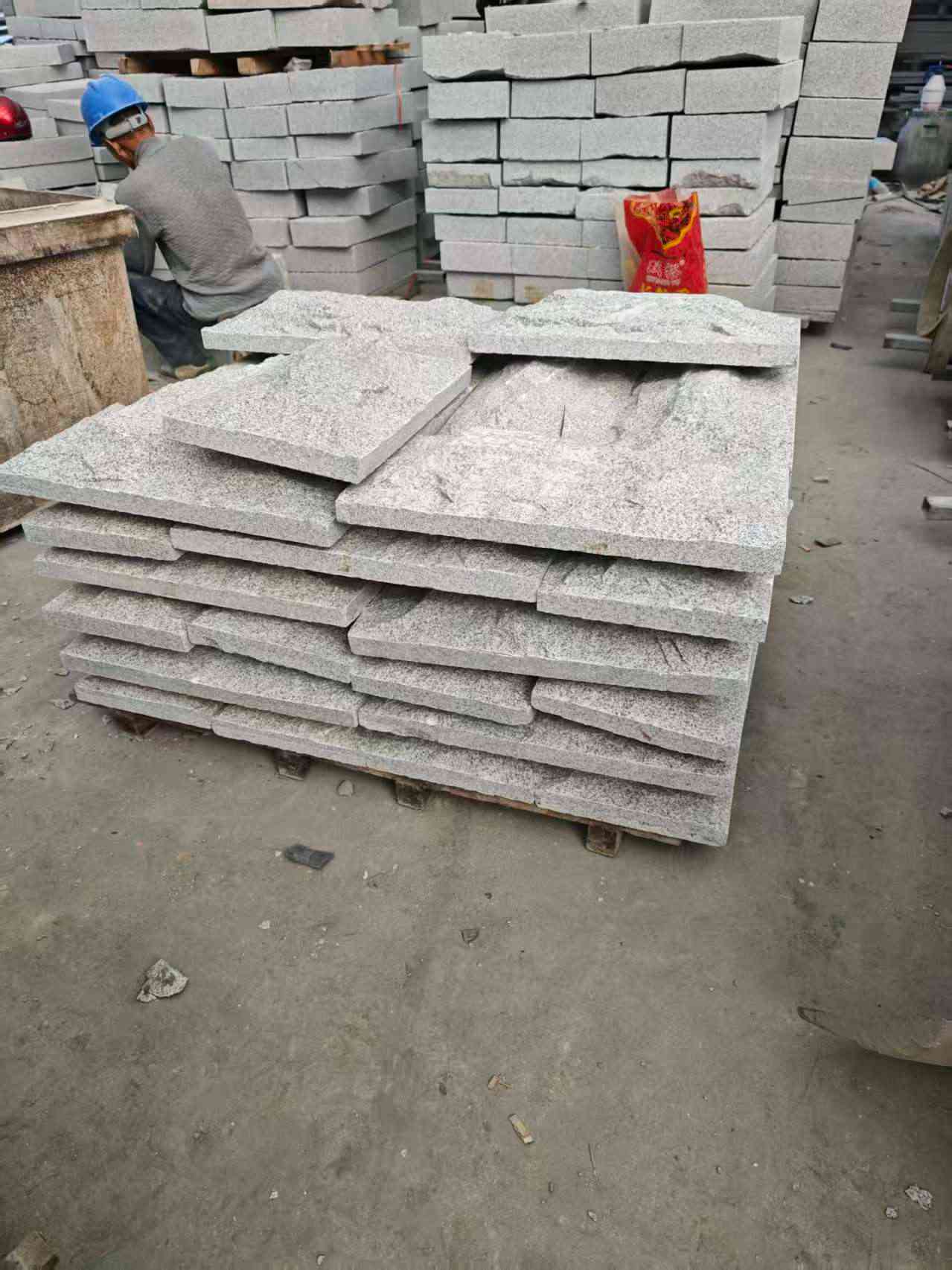 营口芝麻白蘑菇石，自然面